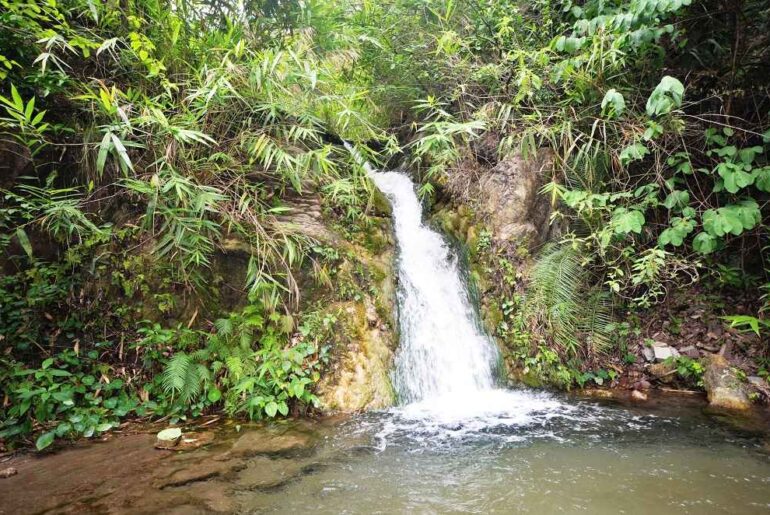 Garud Chatti Waterfall