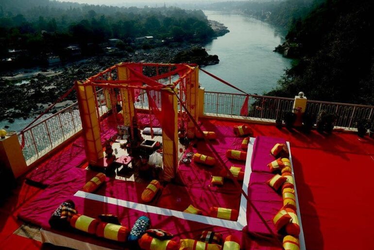 best hotels in Rishikesh