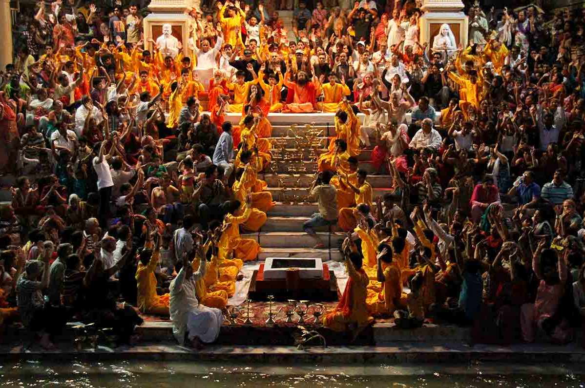 Parmarth Niketan Ganga Aarti: Rishikesh Uttarakhand India