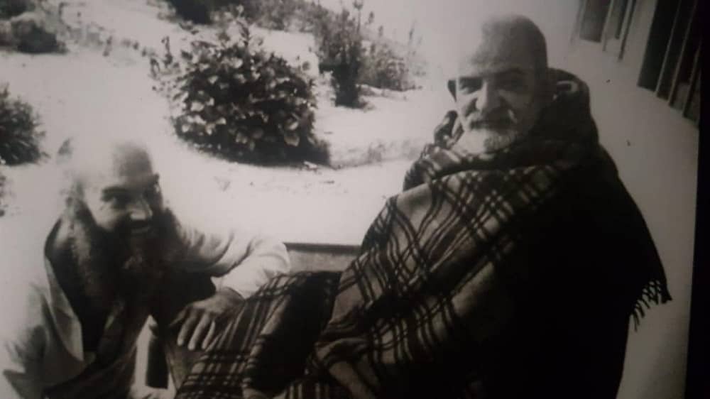 Neem Karoli Baba with Ram Dass