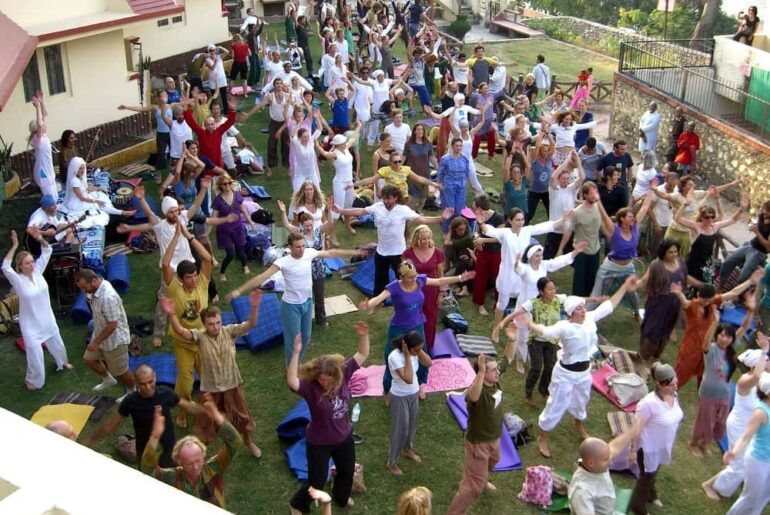 Rishikesh Yoga Teacher Training Centers