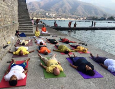 Where to Learn Yoga in Rishikesh