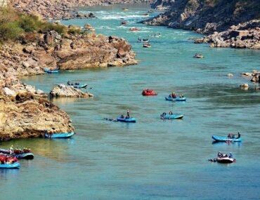 Rafting in Uttarakhand