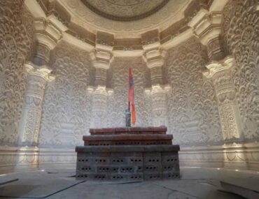 What to Wear for Ram Mandir Ayodhya: Dress Code & Rules