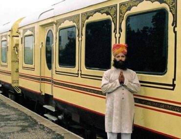 Ayodhya to Varanasi on Palace on Wheels