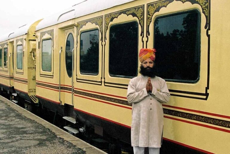 Ayodhya to Varanasi on Palace on Wheels