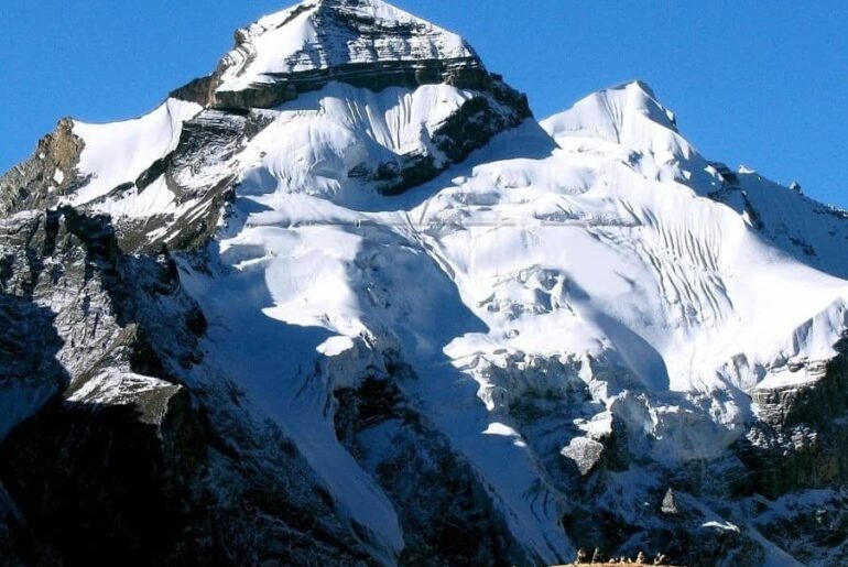 Adi Kailash Temple Trek