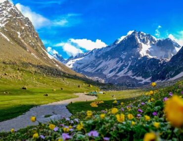 Hampta Pass From Manali Answer to Valley of Flowers