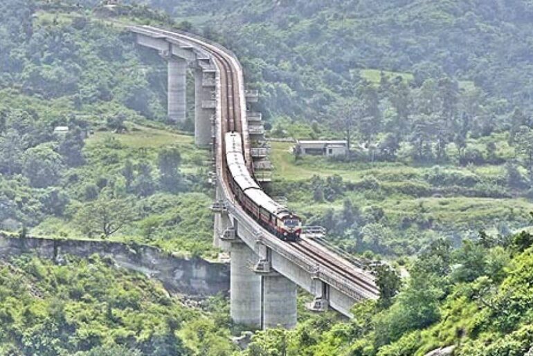 Rishikesh to Devprayag Train