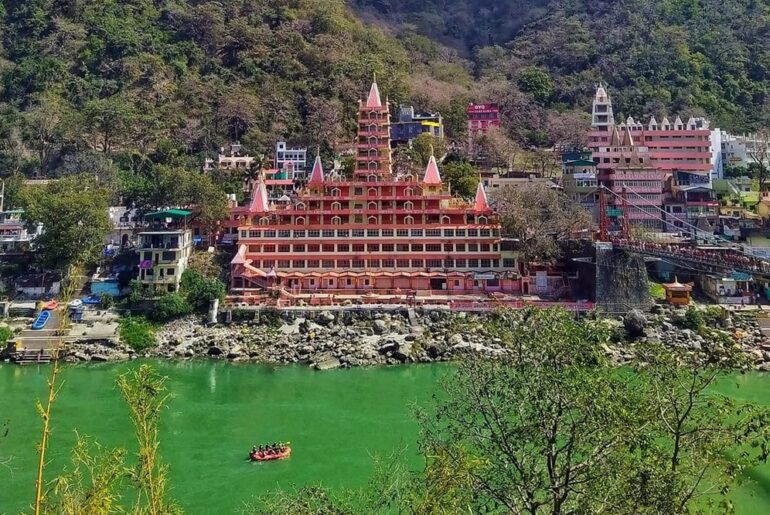 Cheapest Stay in Rishikesh, India