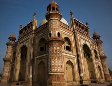 places to visit in Delhi for foreigners