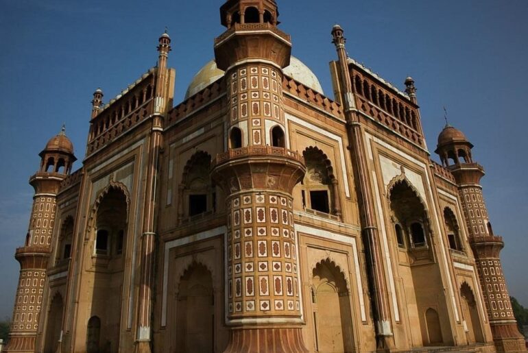 places to visit in Delhi for foreigners