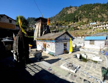 Triyugi Narayan Mandir Uttarakhand