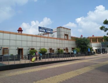 Agra Cantt Railway Station to Taj Mahal Distance