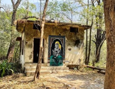How to Reach Beatles Ashram from Rishikesh