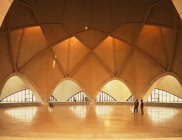 Lotus Temple Delhi inside