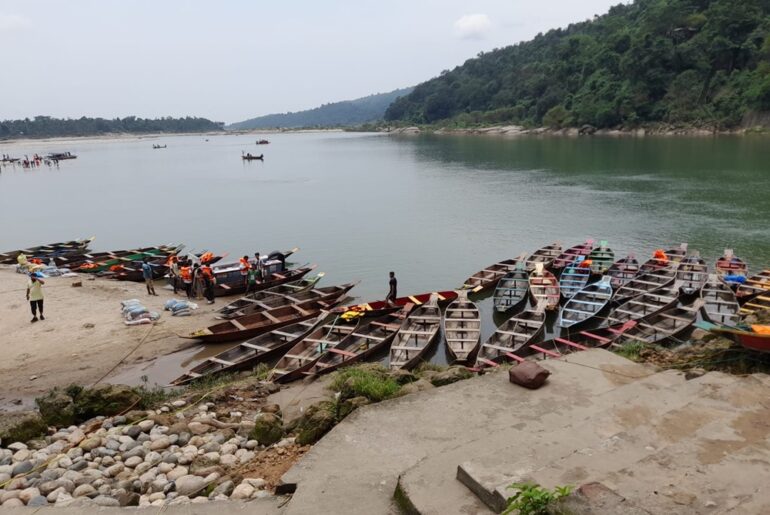 Boat on the Crystal-Clear Umngot River in Dawki, Meghalaya