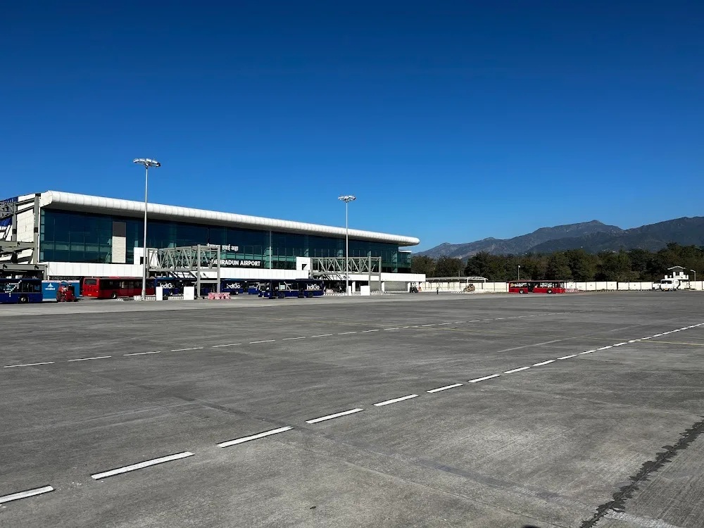 Fly to Rishikesh: Dehradun Airport near to Rishikesh